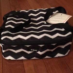 THIRTY-ONE Square BLACK CHEVRON Thermal Carrier